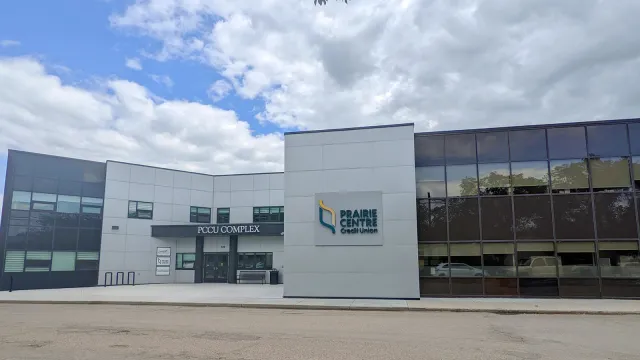 120 2nd Avenue West, Rosetown, SK exterior
